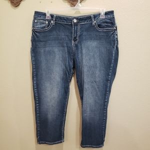 Denim Capri pants w bling pockets